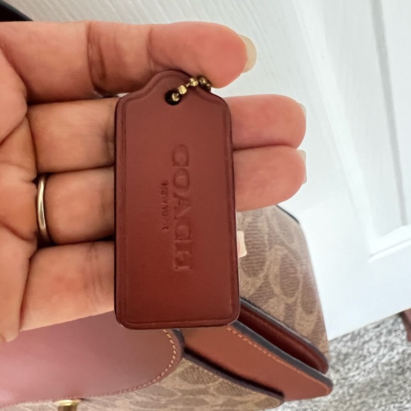 Coach Madison Shoulder bag new without tag - Picture 7 of 11